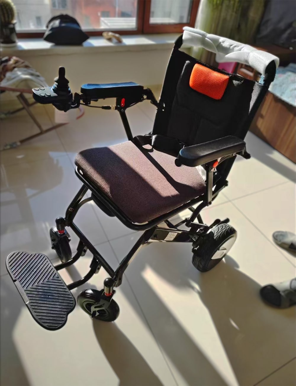 BME1027 Transit Electric Sheel silla de interior 01