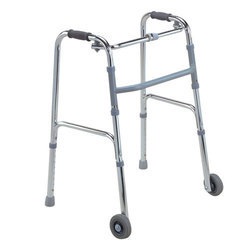 BME 812 Walker ligero plegable de aluminio con ruedas