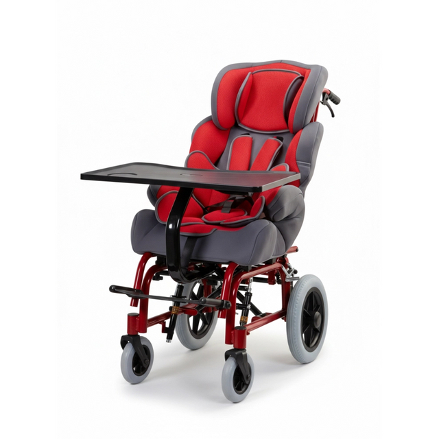 Silla de ruedas roja para parálisis cerebral para bebé