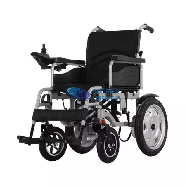 Silla de ruedas eléctrica eléctrica al aire libre con joystick