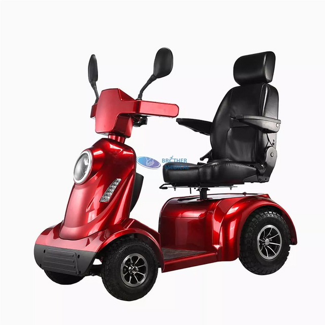 Scooter de movilidad todo terreno estable para personas mayores